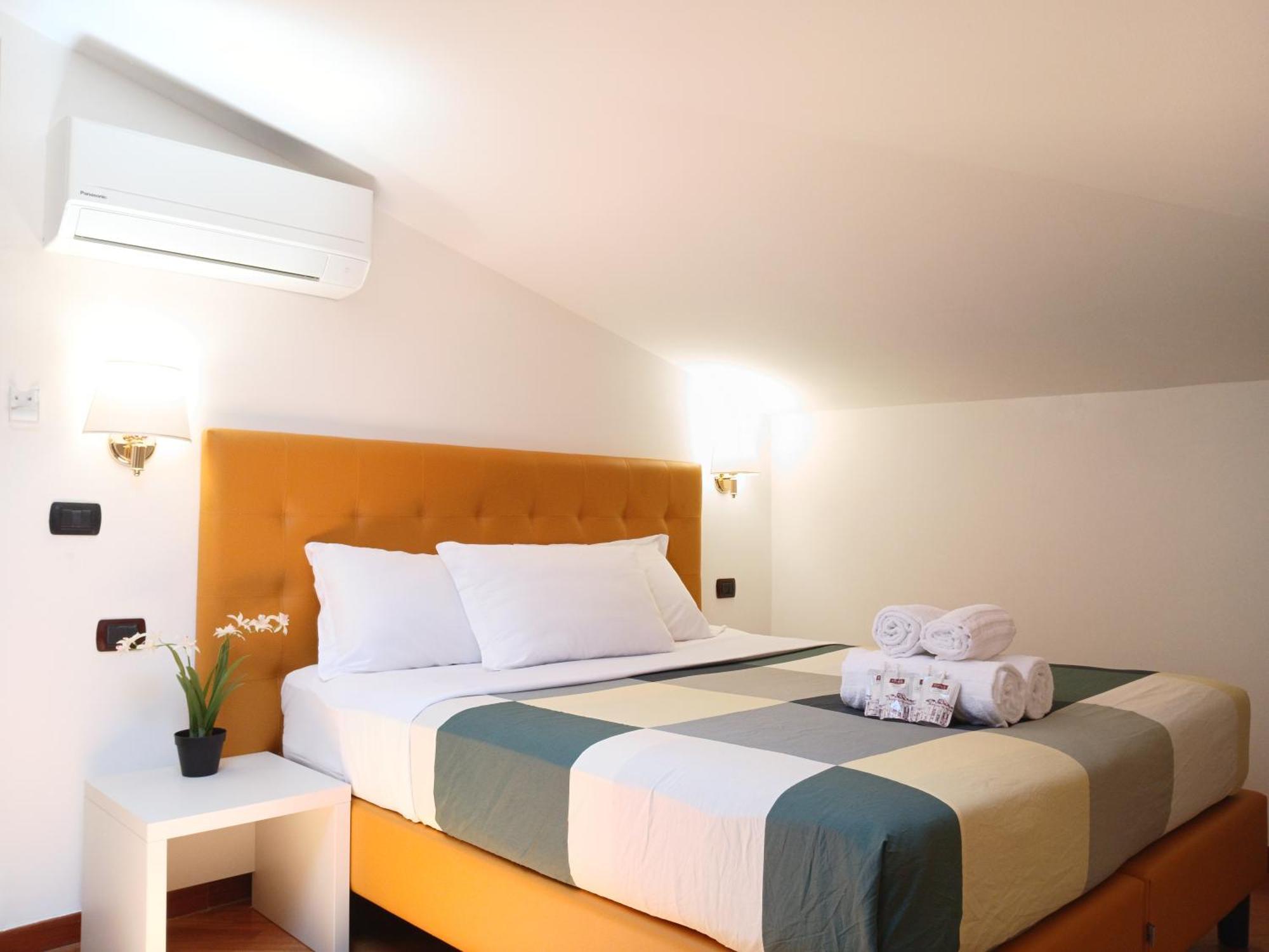Hotel Attic Garden Rzym Zewnętrze zdjęcie
