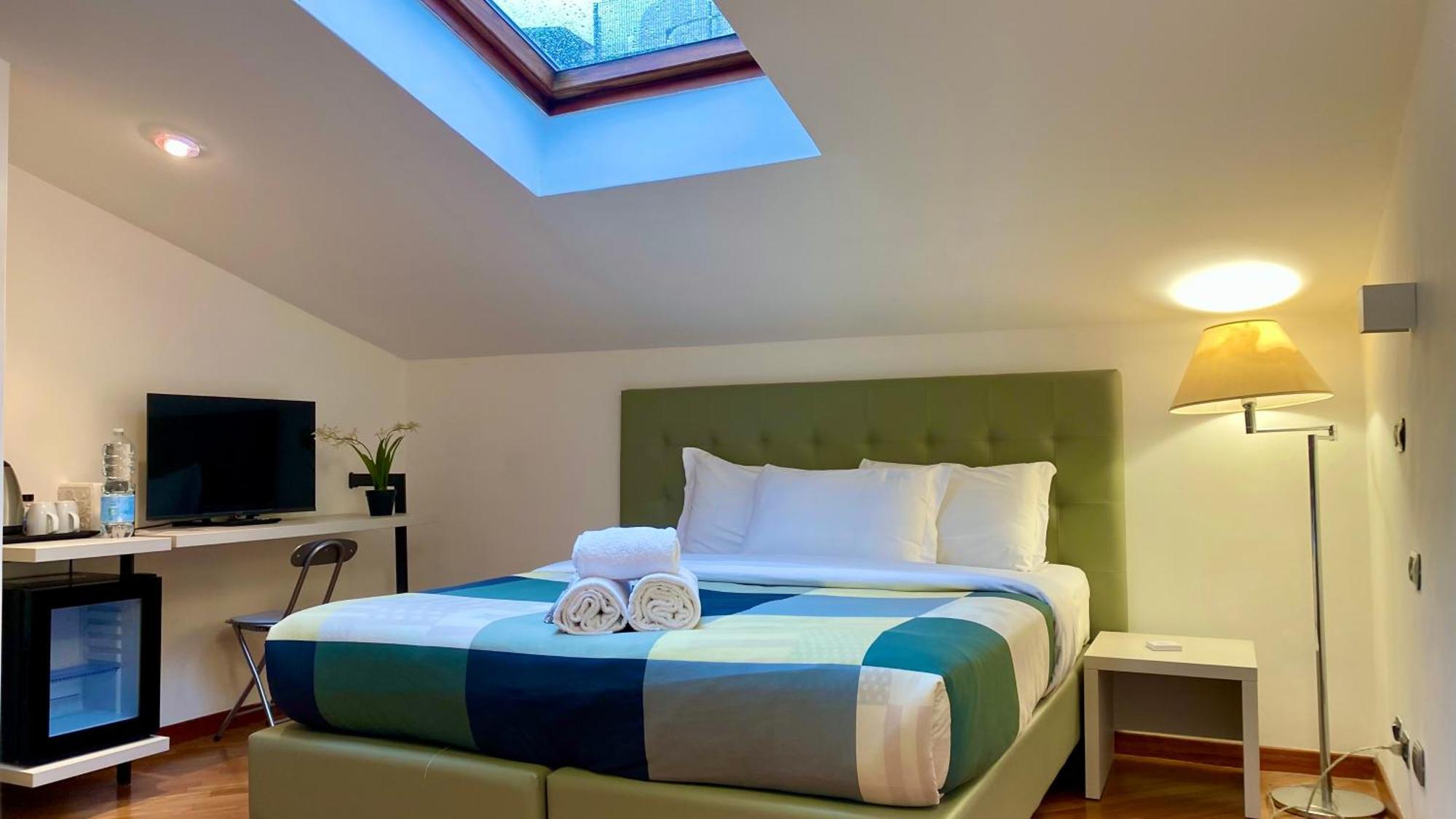 Hotel Attic Garden Rzym Zewnętrze zdjęcie